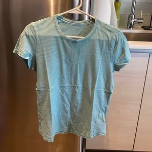gap women’s size S green white striped short sleeve shirt used